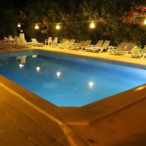  Otel Bayrakli